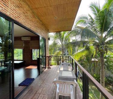 Pak Nam Pran Bed & Breakfast | 32 m² Bed and breakfast ∙ 3 guests