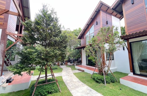 Bang Kobua Hotel | 32 m² Hotel ∙ 2 guests