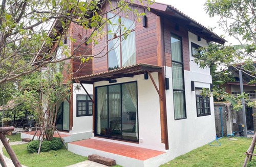 Bang Kobua Hotel | 32 m² Hotel ∙ 2 guests