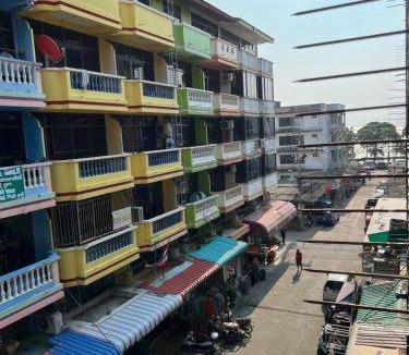 Jomtien Bed & Breakfast | 35 m² Bed and breakfast ∙ 2 guests
