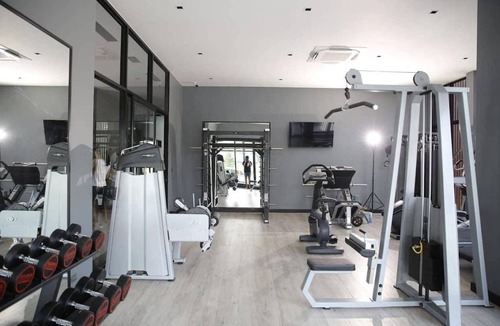 Ubon Ratchathani Hotel | 35 m² Hotel ∙ 2 guests