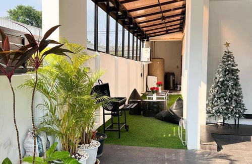 Wang Thonglang House | 350 m² House ∙ 4 bedrooms ∙ 20 guests