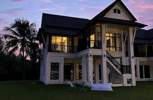 San Pa Thong Hotel | 36 m² Hotel ∙ 3 guests