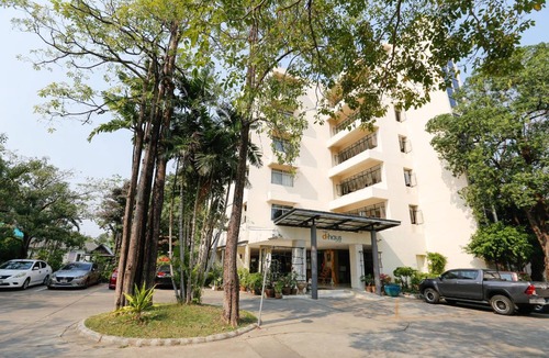 Samsen Nok Hotel | 37 m² Hotel ∙ 2 guests
