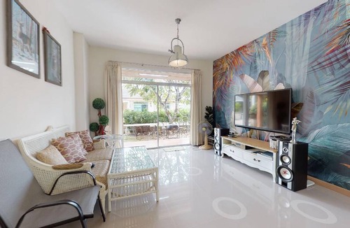 Rayong House | 376 m² House ∙ 3 bedrooms ∙ 10 guests