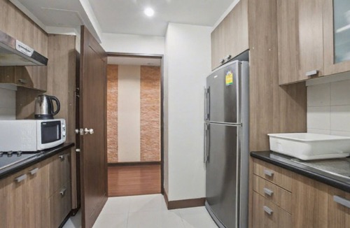 Khlong Toei Nuea Condo | 3A - Short-Term Rental Allowed - Downtown Bkk Serviced Apartment