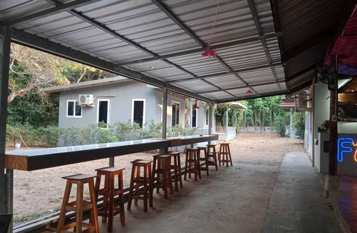 Ranong House | 40 m² Bungalow ∙ 2 guests