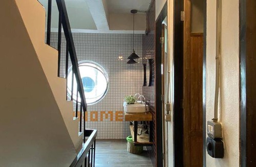 Thanon Phetchaburi Hostel | 40 m² Hostel ∙ 127 guests