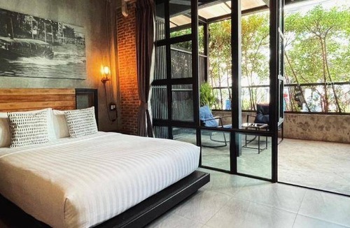 Phlabphla Hostel | 40 m² Hostel ∙ 127 guests