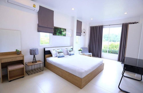 Hua Hin Villa | 400 m² Villa ∙ 3 bedrooms ∙ 12 guests