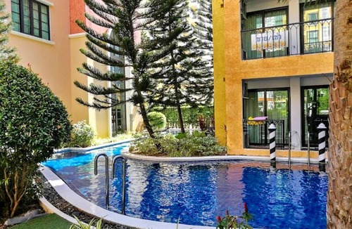 Na Chom Thian Apartment | 421C - Luxurious Studio Condo in Na Jomtien with Pool Access