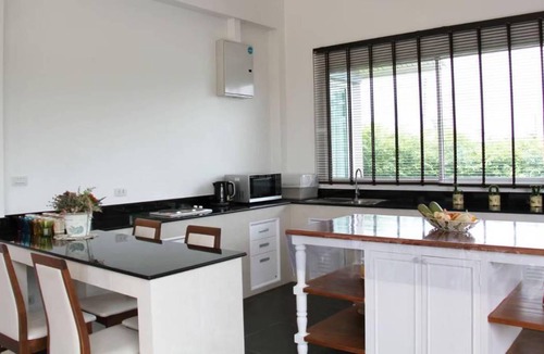Hua Hin Villa | 424 m² Villa ∙ 3 bedrooms ∙ 15 guests