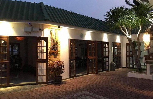 Pranburi Hotel | 43 m² Hotel ∙ 4 guests