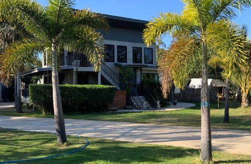 Kosum Phisai Bed & Breakfast | 45 m² Bed and breakfast ∙ 4 guests