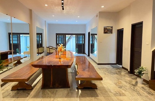 Ekkamai House | 450 m² House ∙ 6 bedrooms ∙ 12 guests