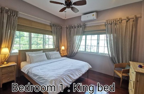 Khanong Phra Villa | 450 m² Villa ∙ 3 bedrooms ∙ 7 guests