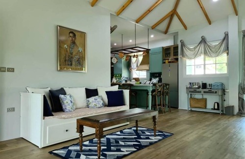 Khanong Phra Villa | 450 m² Villa ∙ 3 bedrooms ∙ 7 guests