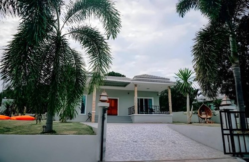 Kaeng Krachan House | 456 m² House ∙ 3 bedrooms ∙ 7 guests