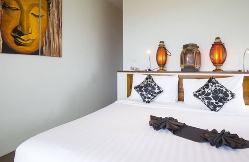 Mae Nam Villa | 5 Bedroom Sea View Villa Angthong Hills