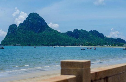 Prachuap Khiri Khan Hotel | 50 m² Hotel ∙ 3 guests