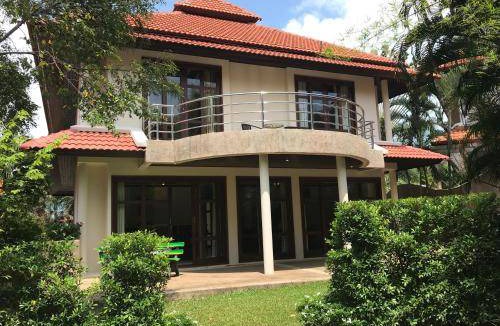 Moo 5 Villa | 500 m² Villa ∙ 4 bedrooms ∙ 8 guests