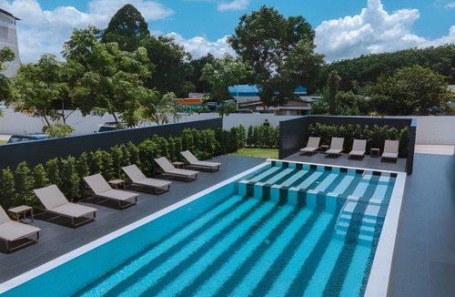 Chanthaburi Hotel | 56 m² Hotel ∙ 6 guests
