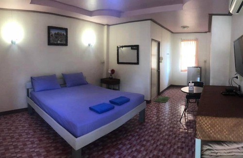 Phitsanulok House | 576 m² House ∙ 2 guests