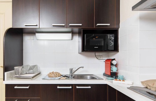 Thonglor Condo | 57m²10minBTS/1GbWiFi/FullKitchen/Tub/Nflix/KingBed
