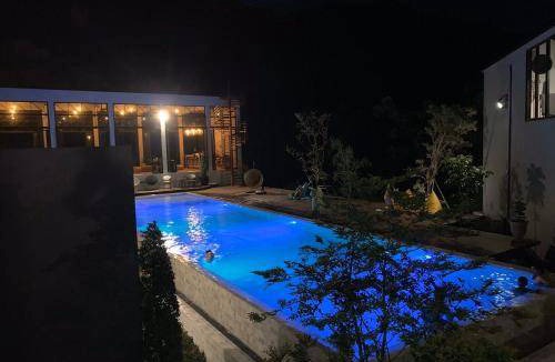 Nong Nam Daeng Hotel | 60 m² Hotel ∙ 4 guests