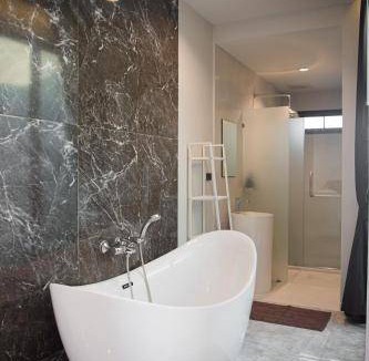 Hua Mak Hotel | 60 m² Hotel ∙ 4 guests