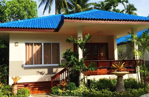 Thong Krut Resort | 67 m² Resort ∙ 2 bedrooms ∙ 5 guests