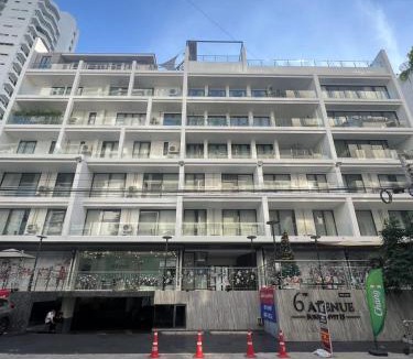 Khlong Toei Nuea Apartment | 6th Avenue Sukhumvit BKK 302 BTS Asoke & Nana MRT Sukhumvit