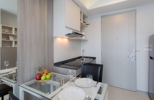 Cherngtalay Apartment | 6th Avenue Surin Beach