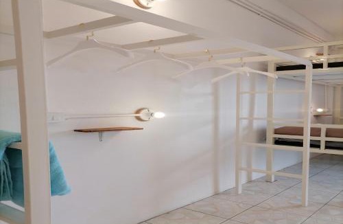 Downtown Krabi Hostel | 8 SLEEPER STREET Guesthouse
