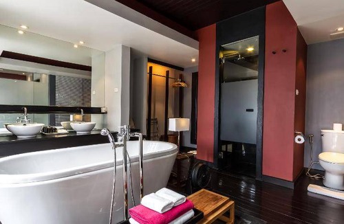 Si Yaek Maha Nak Bed & Breakfast | 80 m² Bed and breakfast ∙ 127 guests