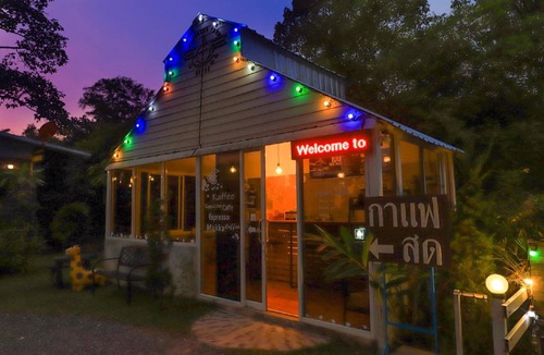 Prachantakham House | 96 m² Bungalow ∙ 15 guests