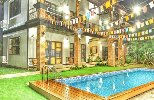 Mae Sariang House | Above the Sea Guesthouse
