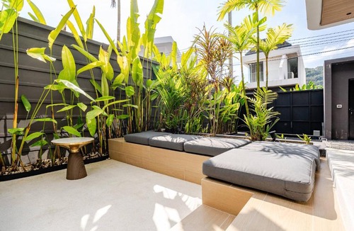 Ban Sakhu Villa | Aileen Naithon Hills - Tropical Haven Retreat