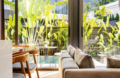 Ban Sakhu Villa | Aileen Naithon Hills - Tropical Haven Retreat