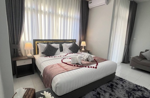Patong Hotel | Ali House Patong