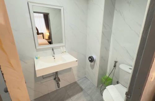 Patong Hotel | Ali House Patong