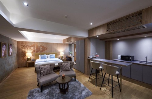 Suan Luang Hotel | Almas Hotel Bangkok