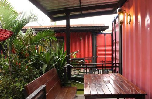 Makham Tia Hotel | Amazon Resort