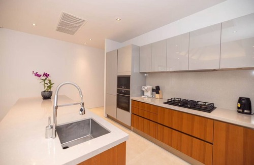 Koh Kaew Villa | Anchan Bang Tao Beach 4 Bedroom Villa