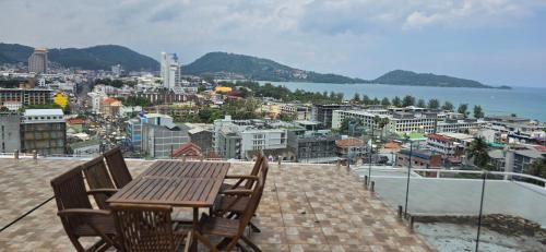 Patong Villa | Andaman Seaview house rooftop