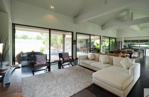 Mu Si Villa | Annie Villa at Khao Yai