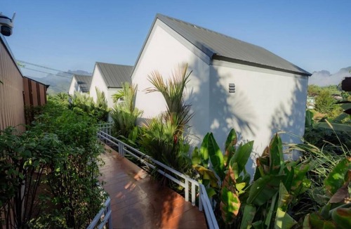 Phanom Villa | Annrin cafe & resort