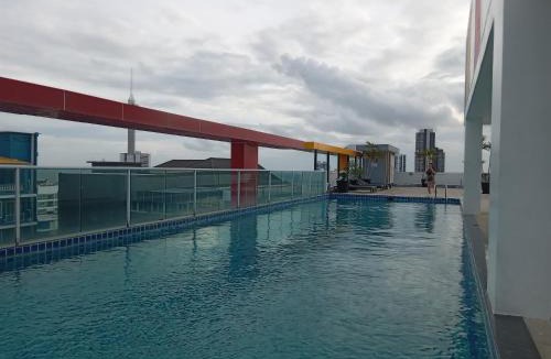 Pratumnak Hill Apartment | AOH 20 Sqm Studio Beach 750 m