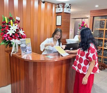 Thanon Phaya Thai Hostel | Aowmana Hotel