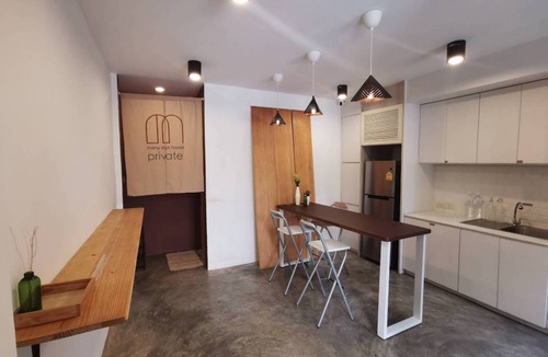Khlong Ton Sai Apartment | Apartment ∙ 8 guests